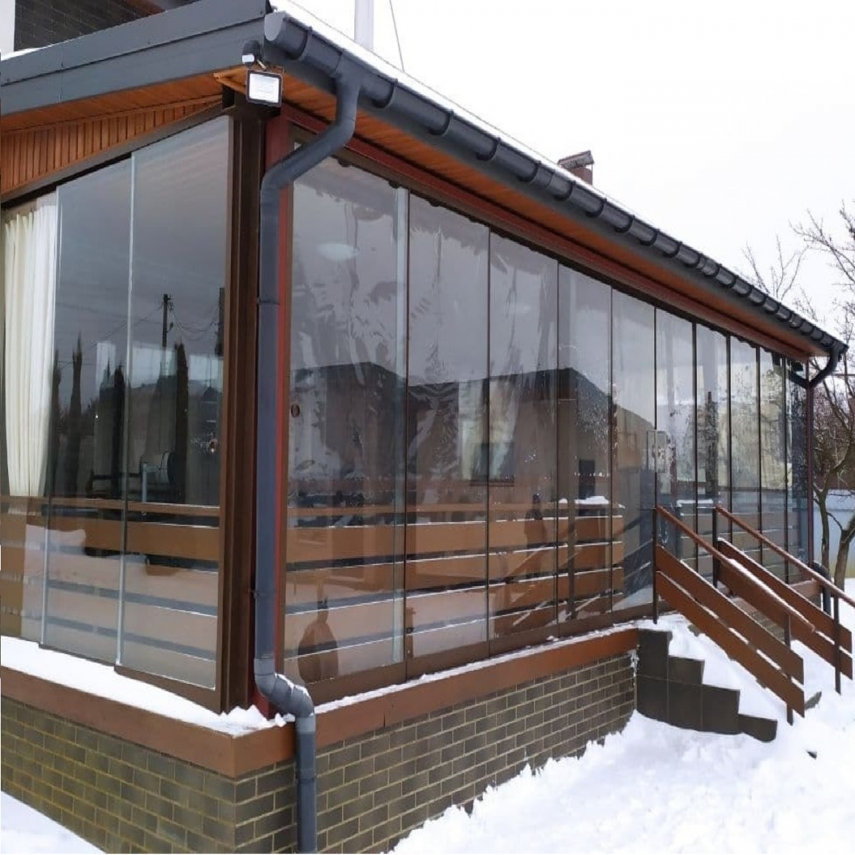 Скління розсувне, розстібне. Слайдинг. Гармошка. Глухе скління. Скління розсувне, розстібне. Слайдинг. Гармошка. Глухе скління.