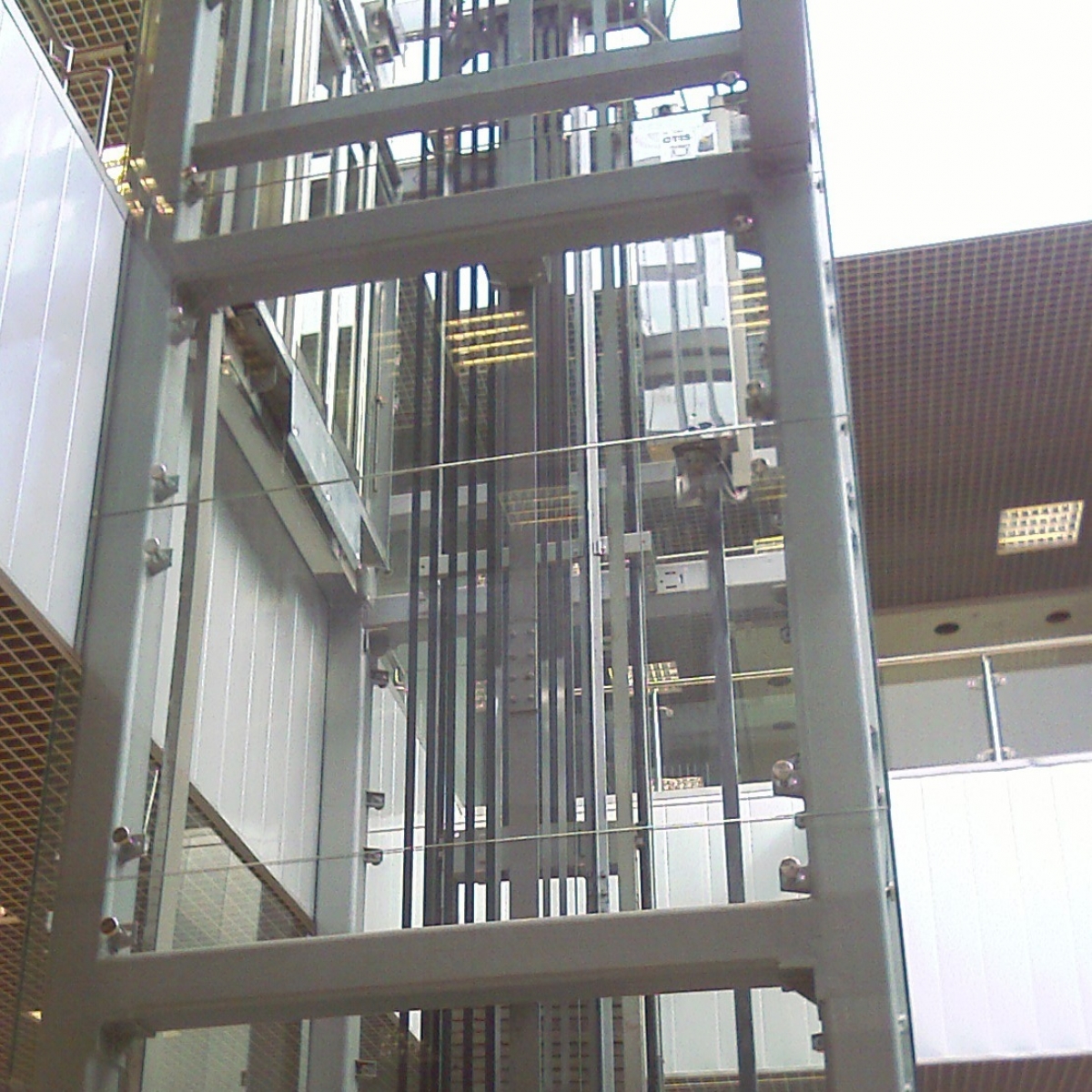 Lift Glazing "Olvera" - скління шахти ліфта в житловому будинку