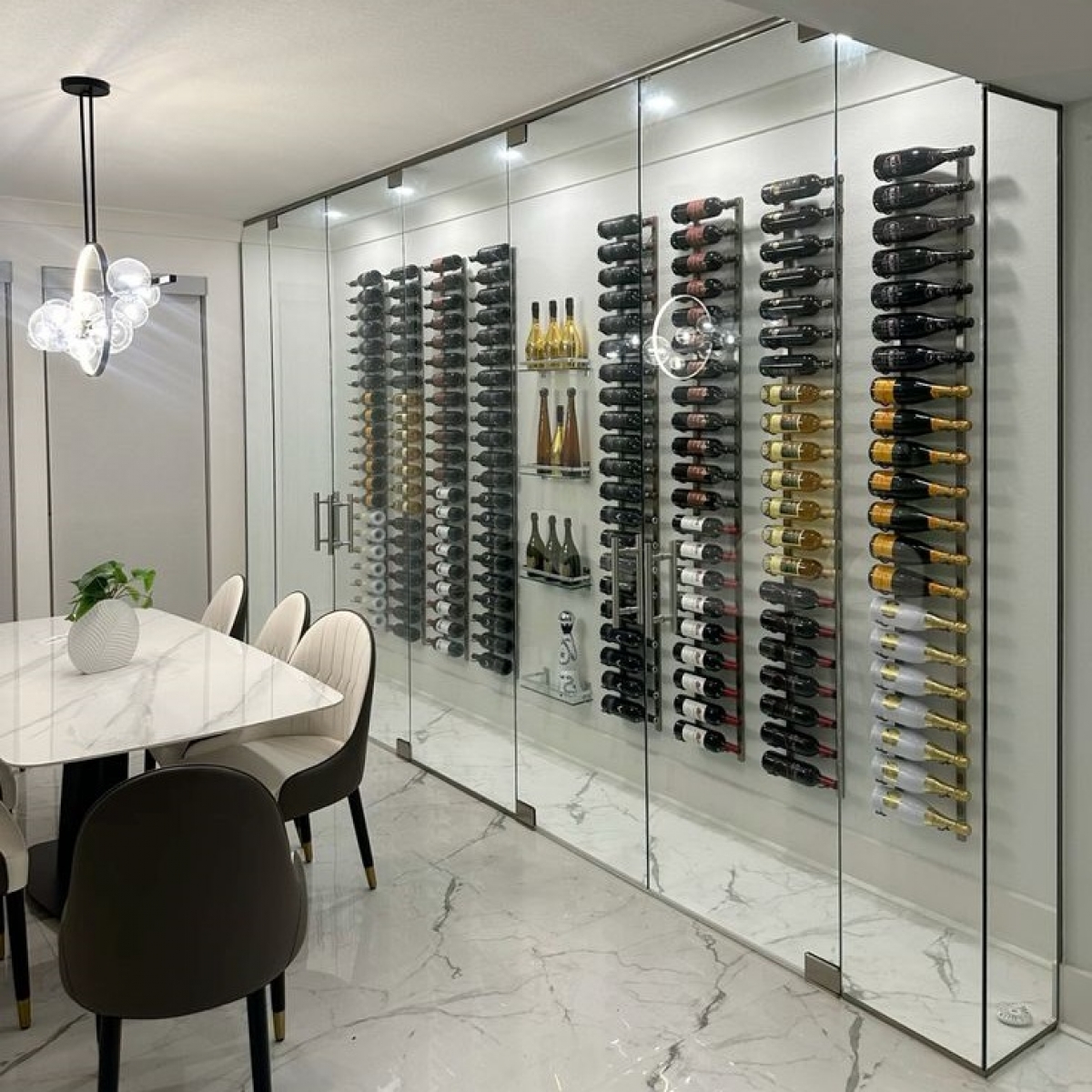 Wine Storage "Zafra" - оформлення винної зони в квартирі