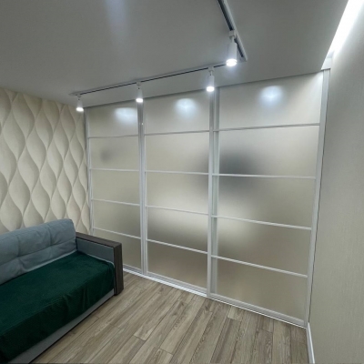 Loft перегородка Calatayud с тремя раздвижными секциями