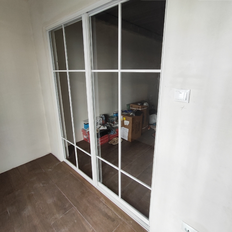 Loft перегородка Estepa для лоджии и балкона (раздвижная)