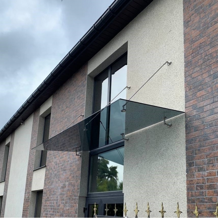 Козирок зі скла. Скляний навіс. Дах скляний № 016023