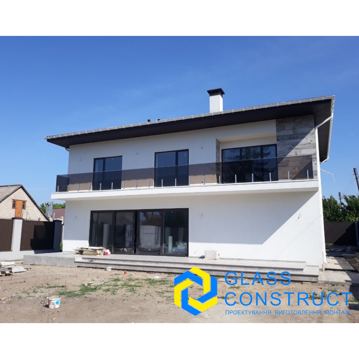 Огородження зі скла. бронза. графіт. Матове. Прозоре. Чорне. Біле.