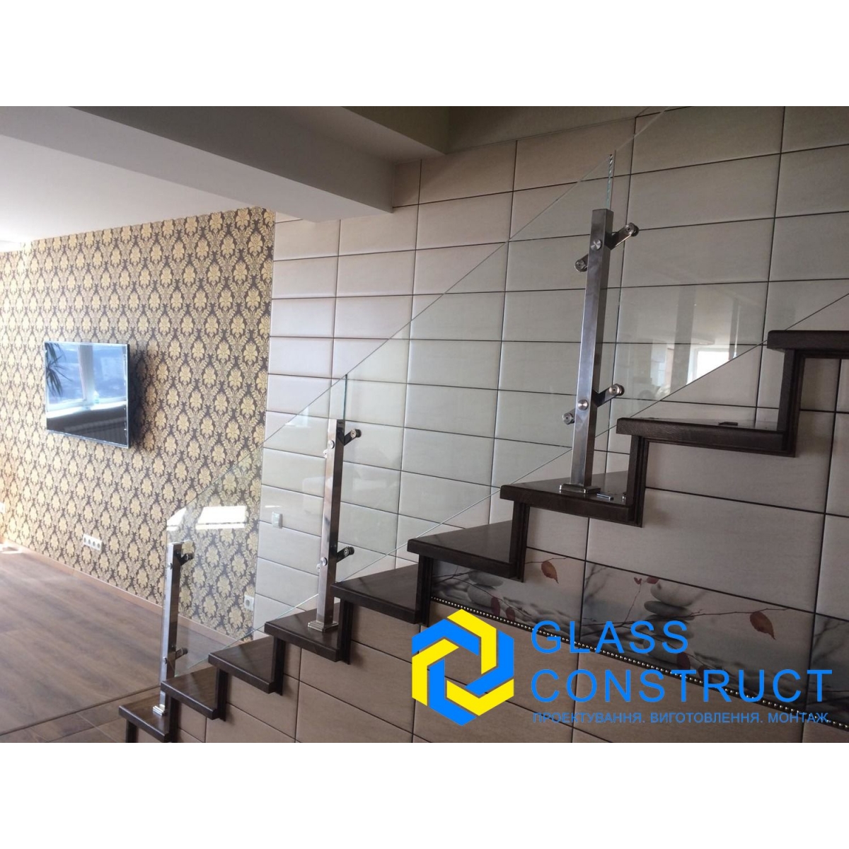 Поруччя скляні, Огородження зі скла з деревом, металом, нержавійкою.