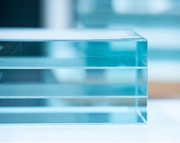 Закаленное стекло триплекс