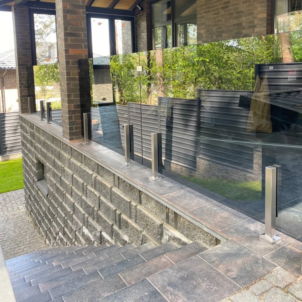 Стійка для скла 250 мм. Матова SSS