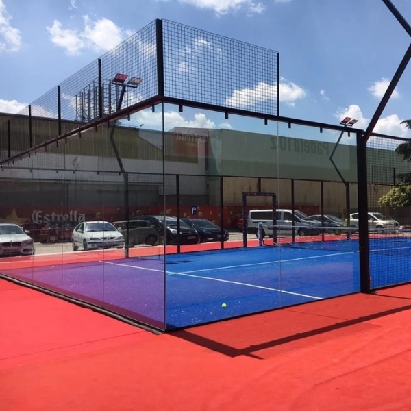 Altea — Система скління Altea для падел-кортів