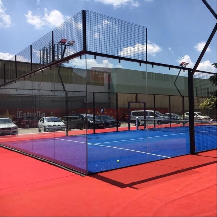Altea — Система скління Altea для падел-кортів