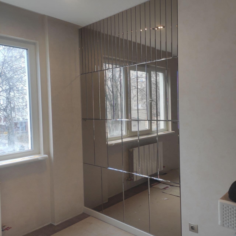 Дзеркальне панно № 011015 (1 м2) Дзеркальне панно № 011015 (1 м2)