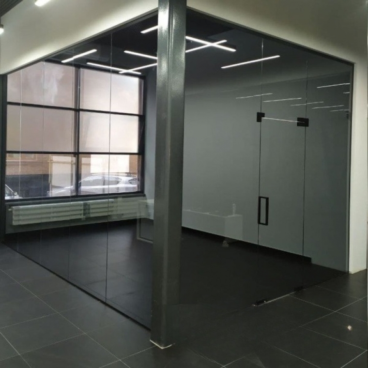 Скляні перегородкі для керівника Palmin 