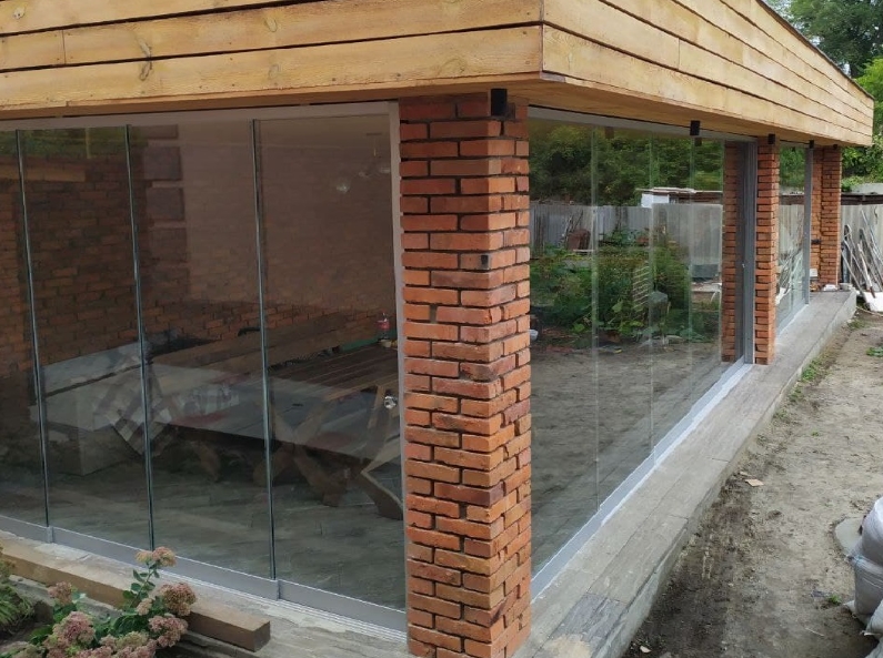 Панорамне скління терас